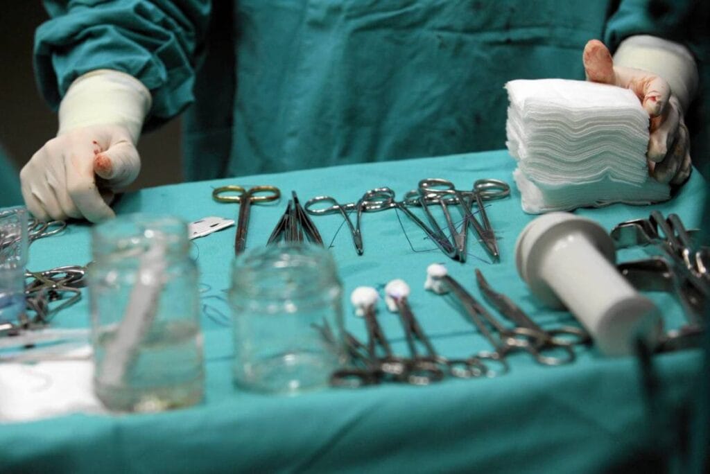 tartisma basligi kongrede kadinlar cerrah olmali mi tartismasi i nternette firtina koptu utanc verici 7177