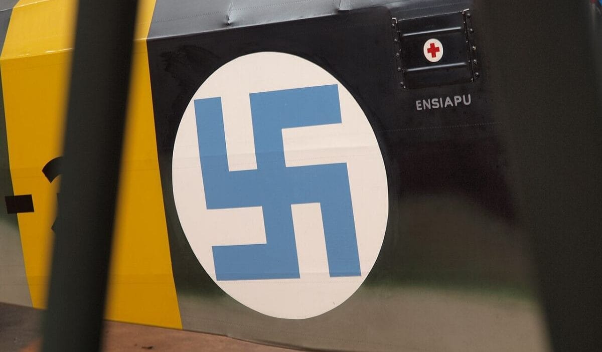 Tartışmalı sembol askeri sancaklardan kaldırılacak. "sıkıntılı durumlar ortaya çıktı". 1 Tartismali sembol askeri sancaklardan kaldirilacak sikintili durumlar ortaya cikti 7981