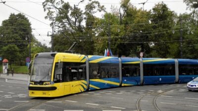 Toru da tramvay carpismasi 12 kisi yaralandi 4629