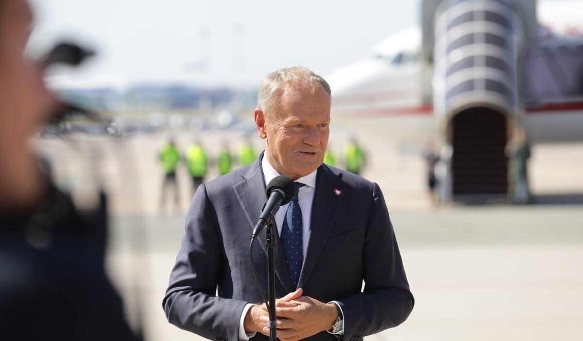 Tusk bakanlar kurulundan sonra paha bicilemez bir sey nawrocki ye verilen talimatlardan bahsetti 7257