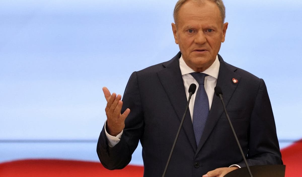 Tusk trump ile gorusecek ukrayna uzerinde baski kurma hakki yok 4159