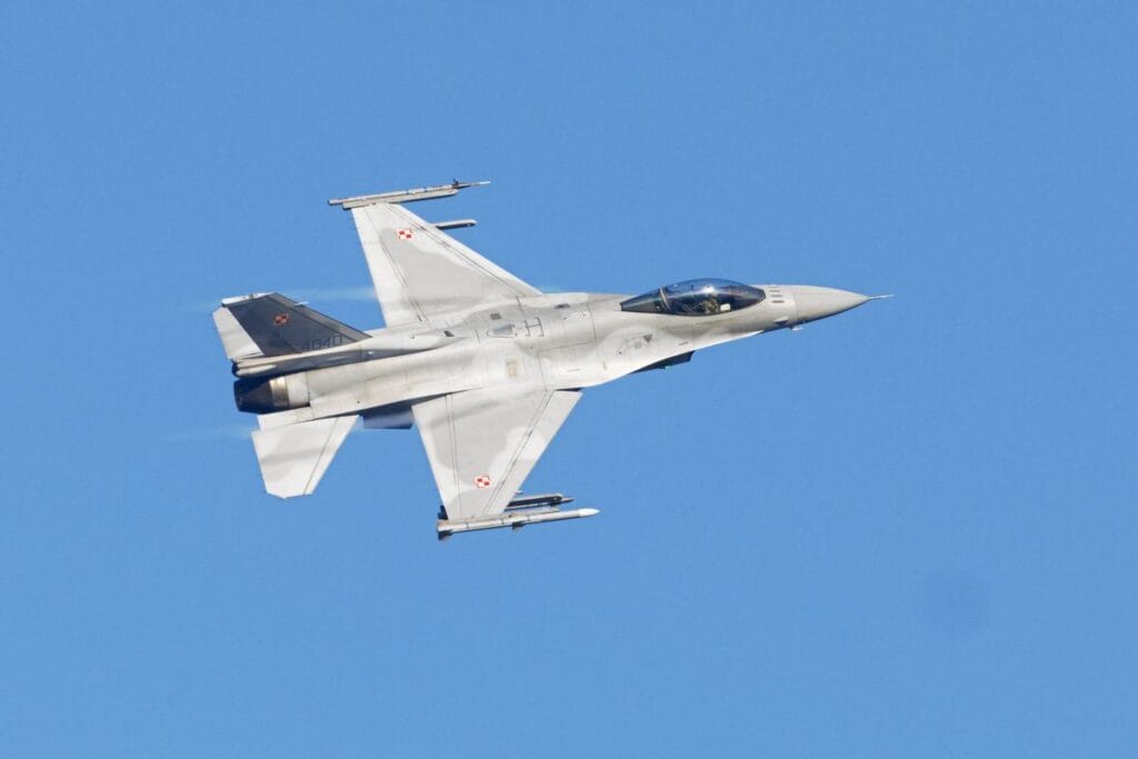 ukrayna ve rusya da tedirgin bir gece polonya savascilari topladi ordudan bir mesaj var 7888