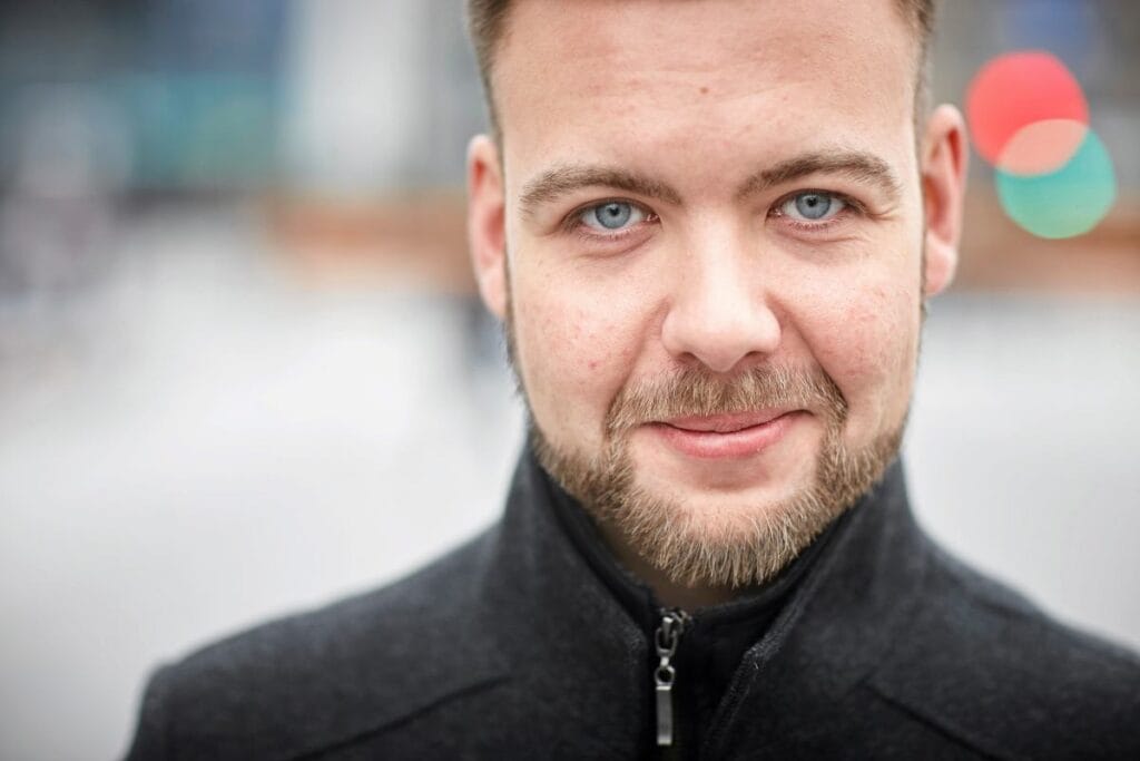 ukraynali gazetecinin navrocki hakkindaki sozlerinin ardindan kargasa baskanlik ofisi tepki gosterdi 7159