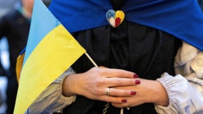 Ukraynalilar navrocki nin vetosuna tepki gosterdi politikacilarin populizmi nefret sarmalini dondurebiliyor 7132