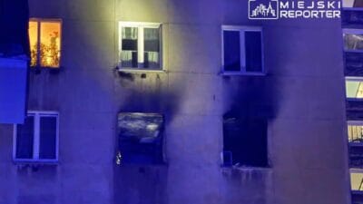 Varsova da bir apartman blogunda guclu bir patlama meydana geldi camlar pencerelerden dustu apartman sakinleri tahliye edildi 6813