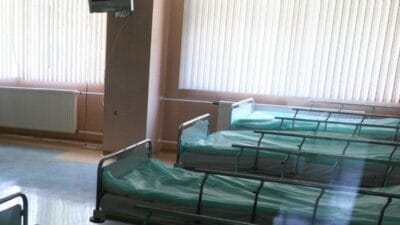 Wejher w da tragedi i ki hasta 5 kat penceresinden duserek hayatini kaybetti 5058