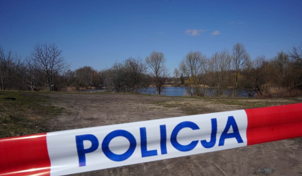 Wielkopolska da 5 metre su altinda arabadan i ki vucut bulundu 3815