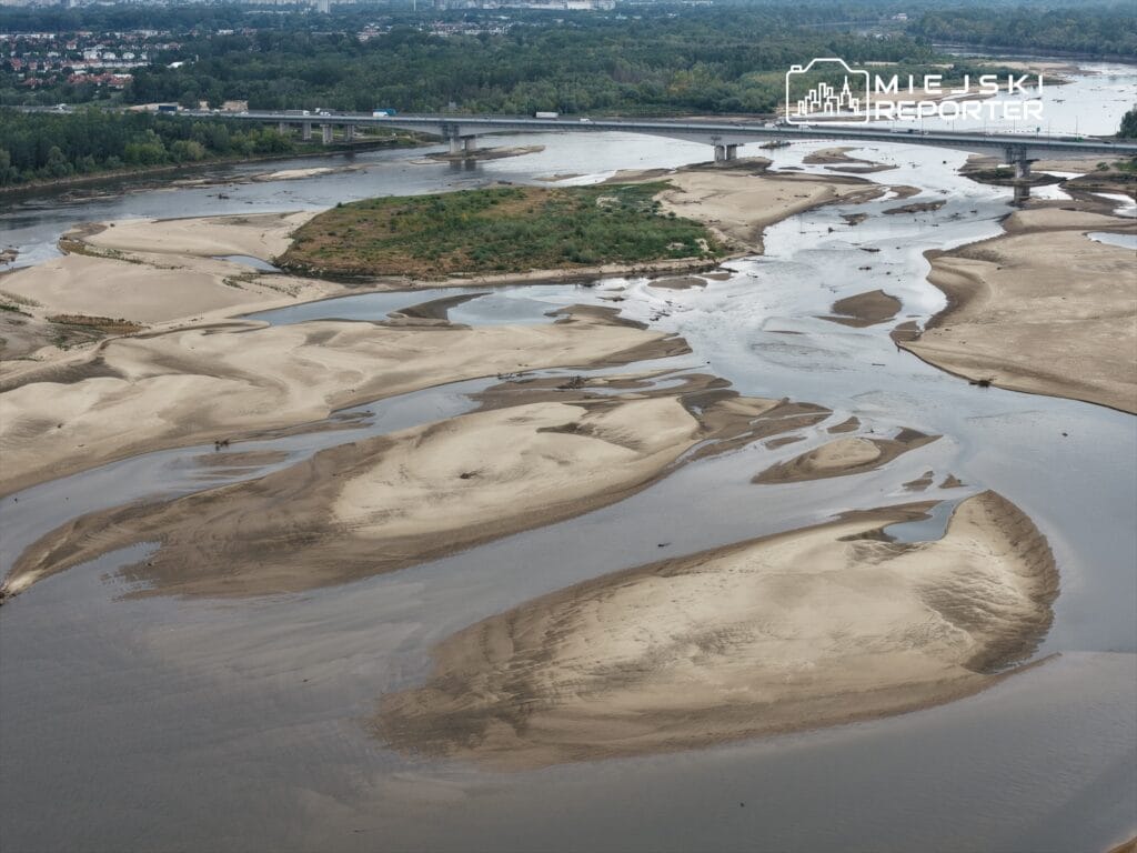 wis a varsova da rekor dusuk seviyelerde imgw hafta sonu icin 10 cm tahmin ediyor 5300