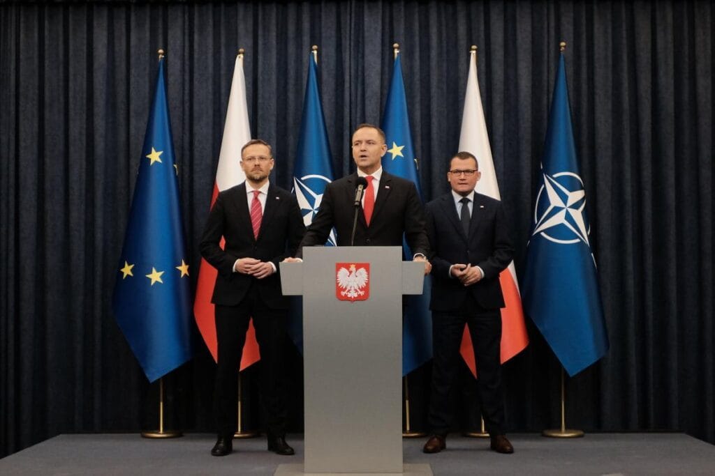 yoneticiler vetosu nedeniyle cumhurbaskani na ofkeli o bir akbaba gibi bakanlar kurulu nda sert bir tartisma hazirlaniyor 6867