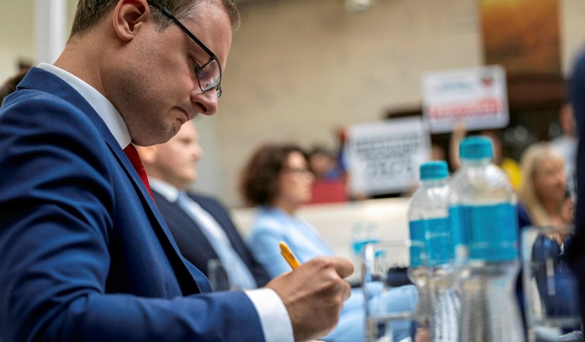 Zabrze de erken secim bolge sakinleri yeni bir baskan secti minimal avantaj 6733