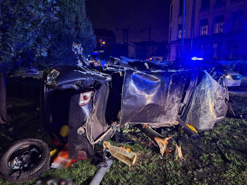 16 yasindaki bir yolcu olduruldu savcilik tutuklama istedi mahkeme farkli gorusteydi 11490