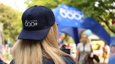 800 artı sadece çalışan ukraynalılar için mi? Polonyalılar konuştu 4 800 arti sadece calisan ukraynalilar icin mi polonyalilar konustu 8612