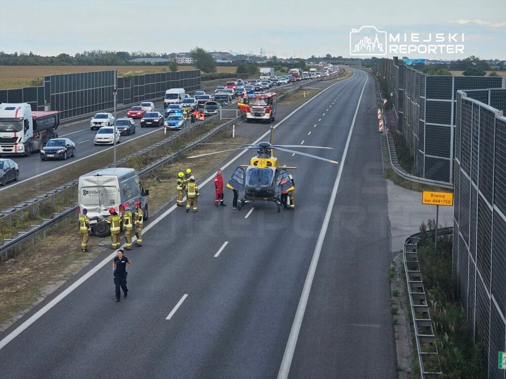 a2 otoyolunda kaza bir motosikletli otobuse carpti lpr helikopteri mudahale etti 10800