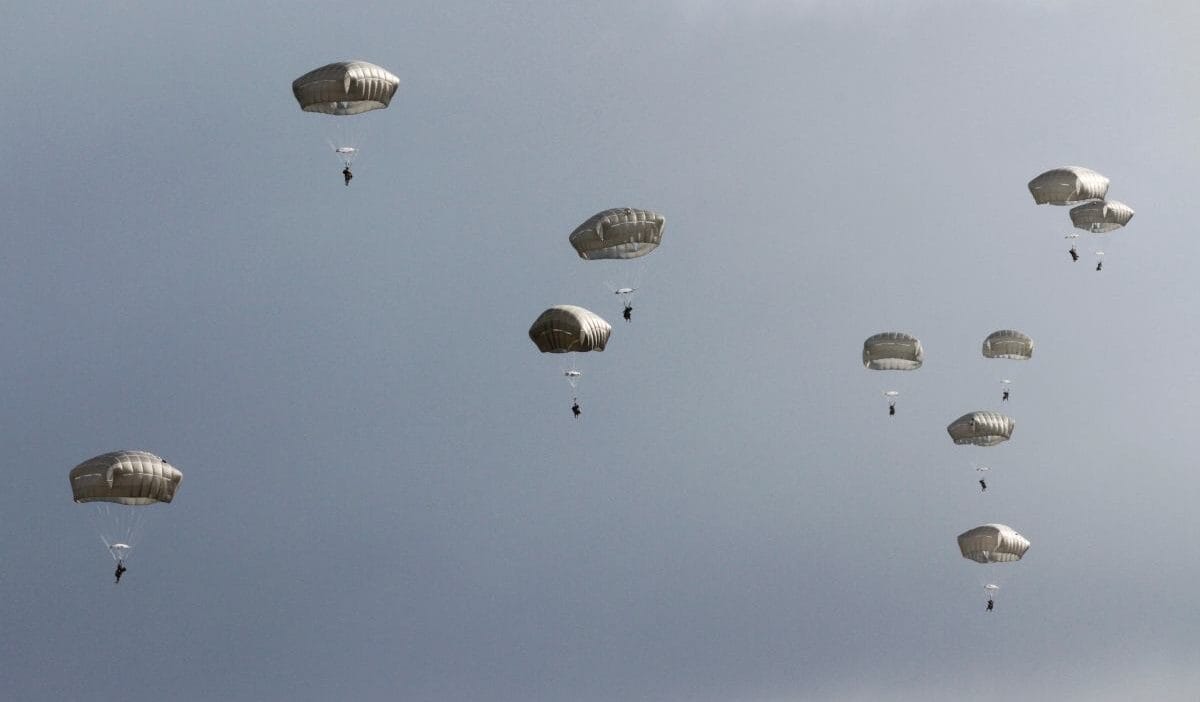 Abd de tatbikat sirasinda trajedi polonya dan gelen ozel kuvvetler askerleri olduruldu nawrocki tepki gosterdi 12118