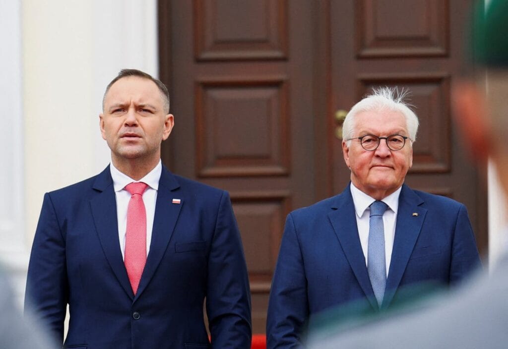 almanya dan tazminat mi nawrocki berlin de heyecan yaratti astronomik derecede yuksek talepler 11508