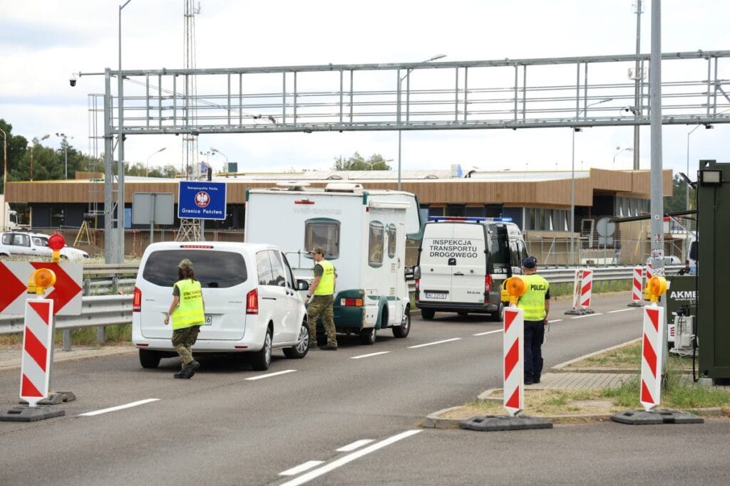 almanya polonya sinirindaki kontrollere iliskin endise verici veriler yilda 100 milyon euro ya kadar kayip 10902