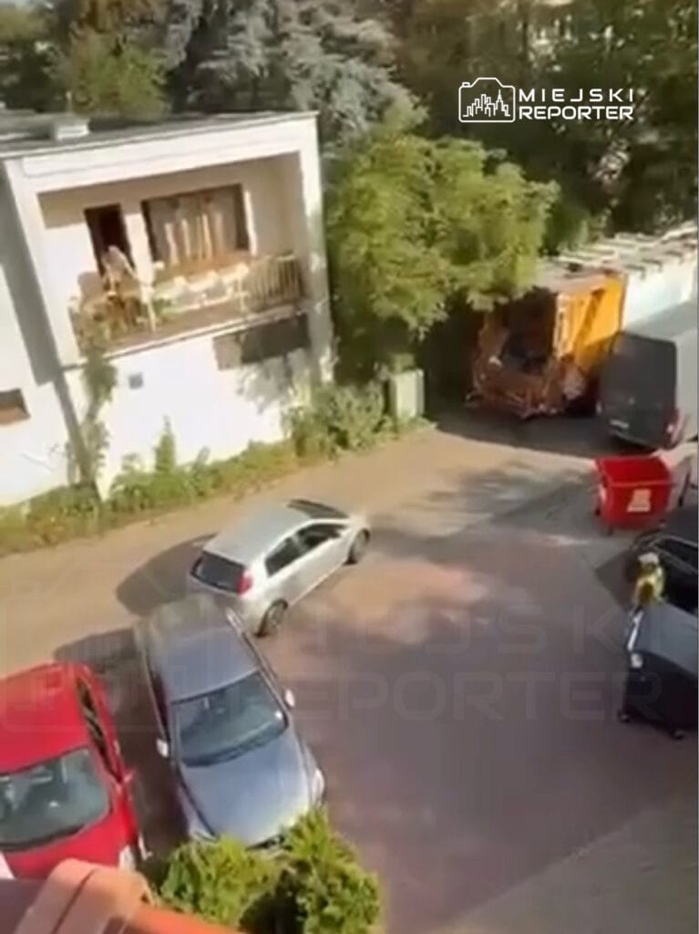 arabaya bindi indi ve atik ayristirma iscilerine bagirmaya basladi mutlu musun ku a geri cekil ise gitmek icin acelem var insanlar beni bekliyor 10052