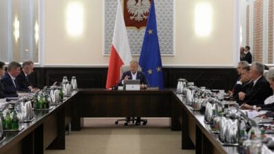 Bakanlarin mulklerini incelediler waldemar urek emlak koleksiyonu yapiyor bir duzineden fazla gayrimenkulu var 8480