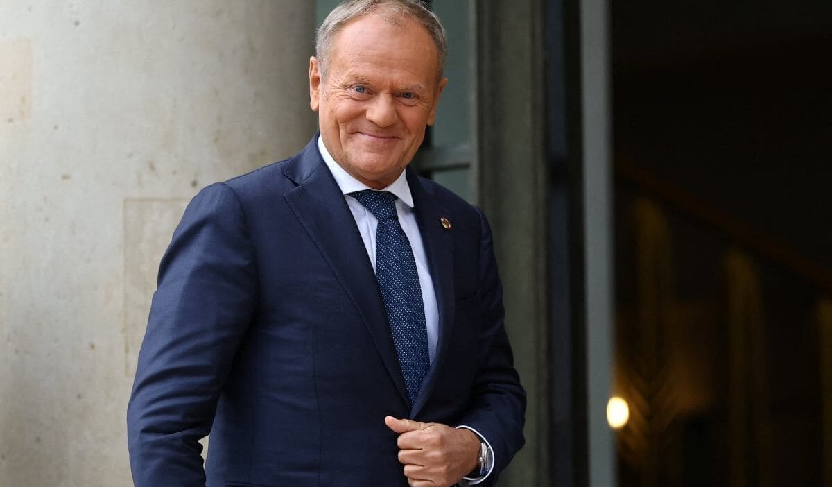 Başbakan donald tusk'ın ailesine ait bir arabayı çaldığı iddia edildi. 41 yaşındaki şahıs hakkında 1 Basbakan donald tusk in ailesine ait bir arabayi caldigi iddia edildi 41 yasindaki sahis hakkinda 11118