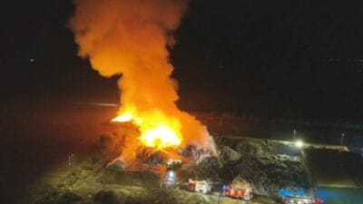 Belżyce'de yangın. Yeni bilgiler. "yanık kokusu lublin yakınlarında bile hissediliyor". 4 Bel yce de yangin yeni bilgiler yanik kokusu lublin yakinlarinda bile hissediliyor 8466