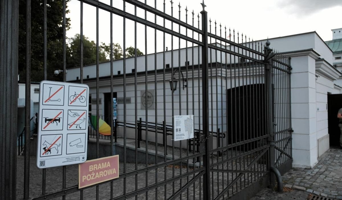 Belvedere uzerinde bir insansiz hava araci kullandi suclamalar ve sinir disi talebi ile ukraynali 11541