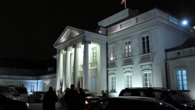 Belvedere uzerinde drone gozaltina alinan belaruslular sorgulandi 11331