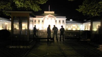 Belvedere ve hukumet binalari uzerinde drone i cisleri bakanligi ndan tepki var 11298