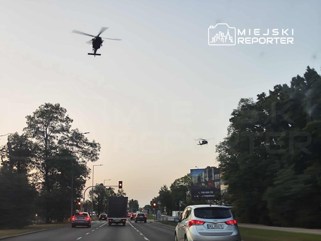 bia o ka bolgesinde askeri tatbikat bolge sakinlerinin baslarinin uzerinde uc kadar helikopter 9884