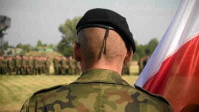 Bilinci yerinde degildi podlasie de 70 el ates eden askerin deli oldugu aciklandi 11586