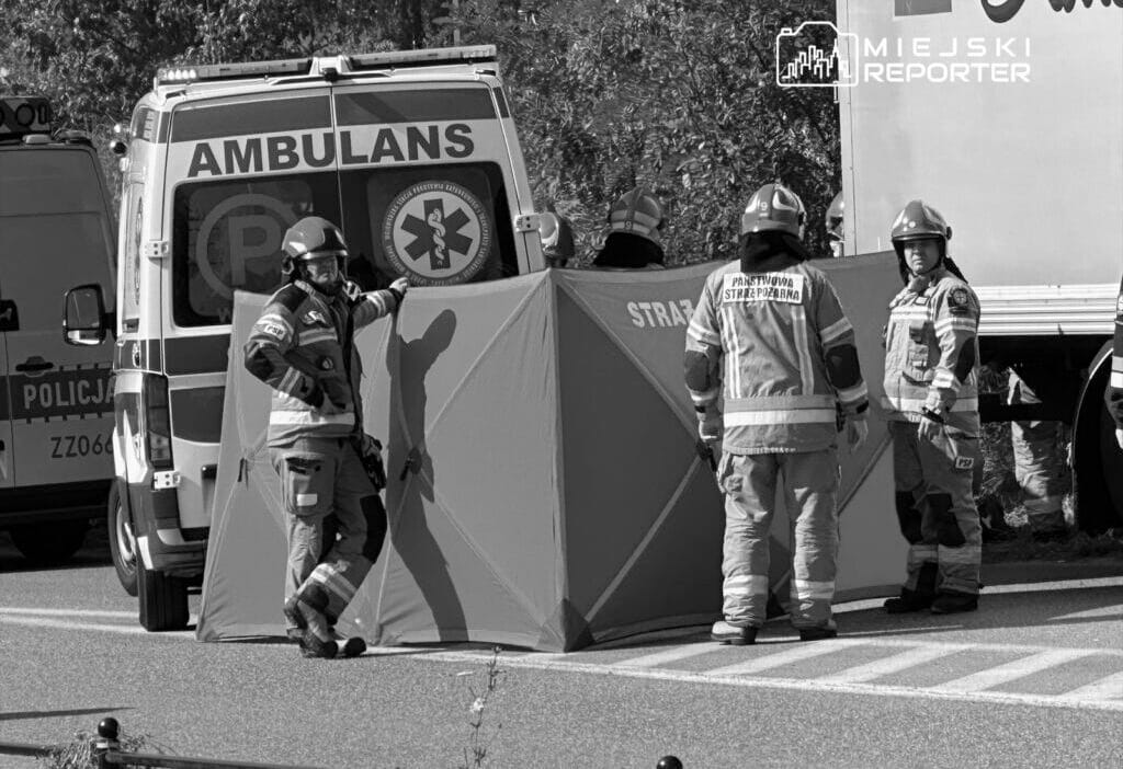 Bir adam kamyonun kabininde uyuyakalmış. Yeniden hayata döndürüldü. Aile tanıklara teşekkür etti 1 Bir adam kamyonun kabininde uyuyakalmis yeniden hayata donduruldu aile taniklara tesekkur etti 10884