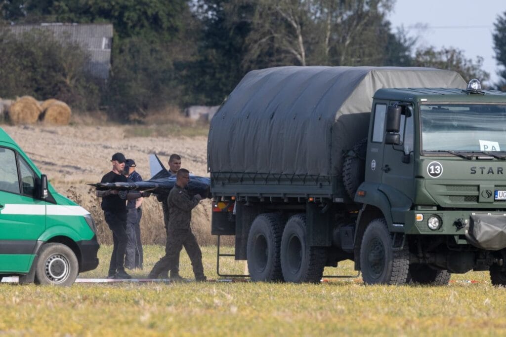 bir insansiz hava araci daha bulundu i cisleri bakanligi ndan yeni bilgiler 10644