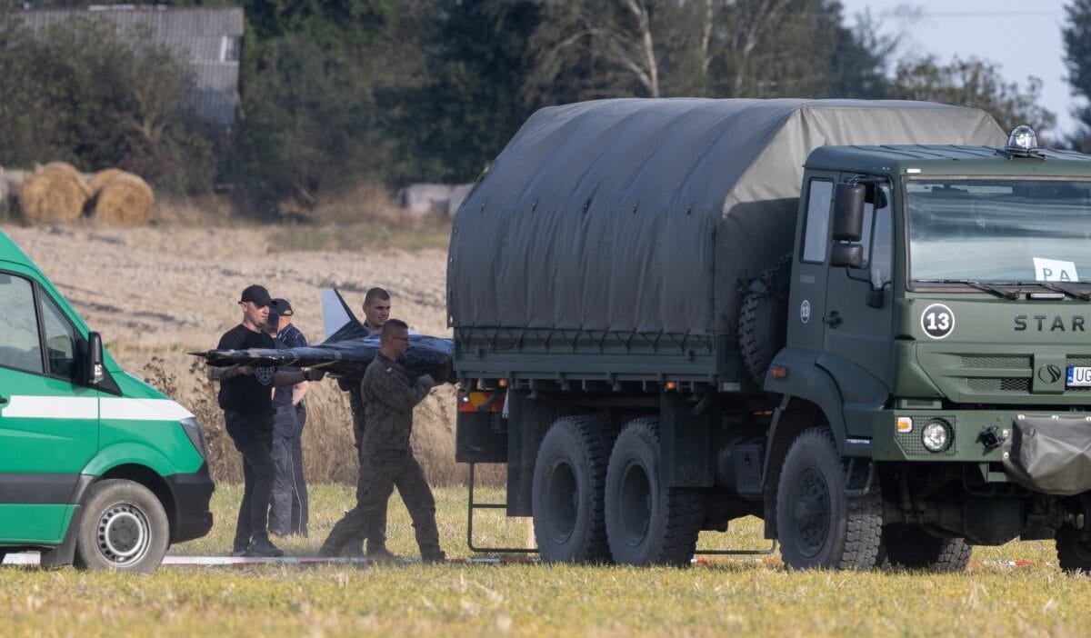 Bir insansiz hava araci daha bulundu i cisleri bakanligi ndan yeni bilgiler 10644