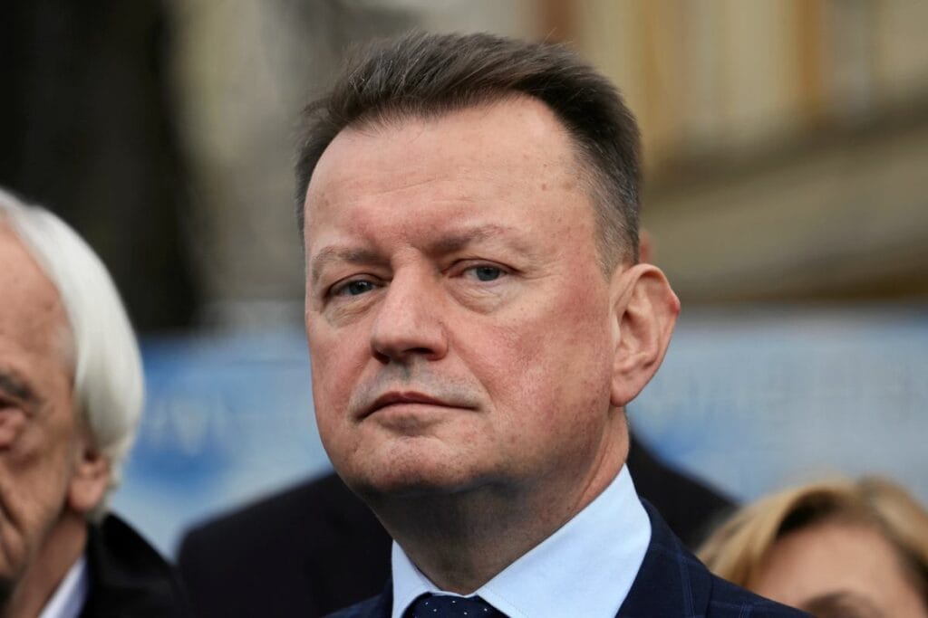 blaszczak bir fabrika kurmak istiyor polonya nin guvenligi tehlikede bir trajedi yasanabilir 10004