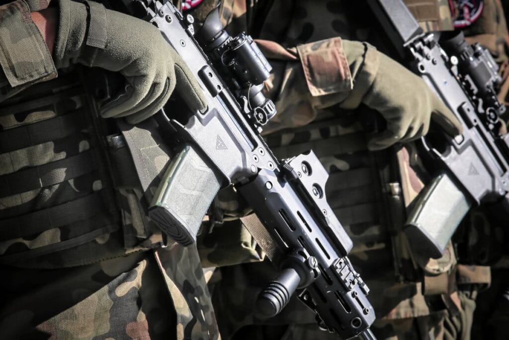 bruksel sokaklarinda askerler belcika nin umutsuz karari kontrolu yeniden kazanmaliyiz 9575