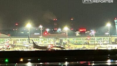 "chopin havalimanı üzerindeki hava sahası geçici olarak kapatılmıştır. Şu anda herhangi bir uçuş operasyonu gerçekleştirilmemektedir. " 3 Chopin havalimani uzerindeki hava sahasi gecici olarak kapatilmistir su anda herhangi bir ucus operasyonu gerceklestirilmemektedir 10106