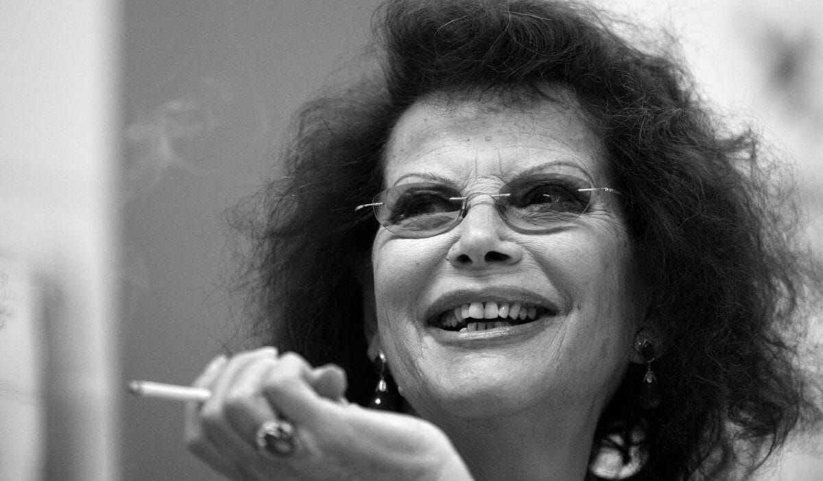 Claudia cardinale oldu i talyan sinema ikonunun son anlari iste boyle gorunuyordu 12802