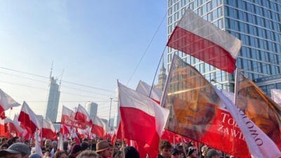 Cumartesi gunku yuruyus merkezden gececek suruculer ve ulasim icin zorluklar 9314