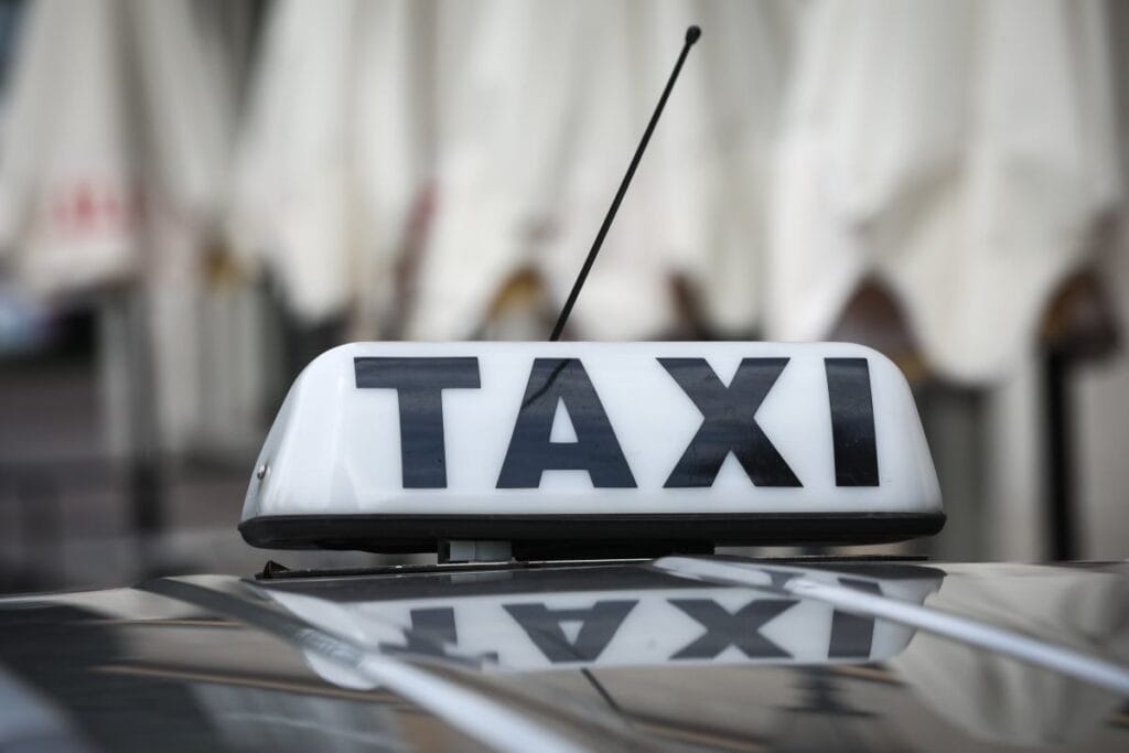 czelad tahnitcinin boynuna bir pala dayadi supheli hakkinda karar verildi 11655