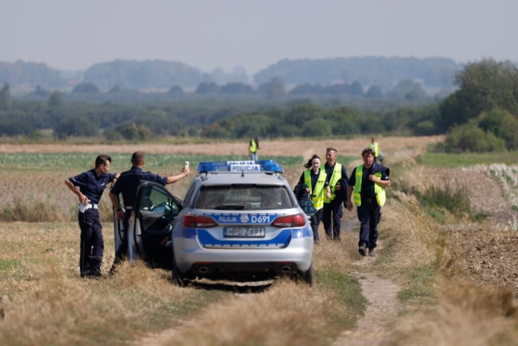 daha fazla drone enkazi mi polis bir duyuru yayinladi 12348