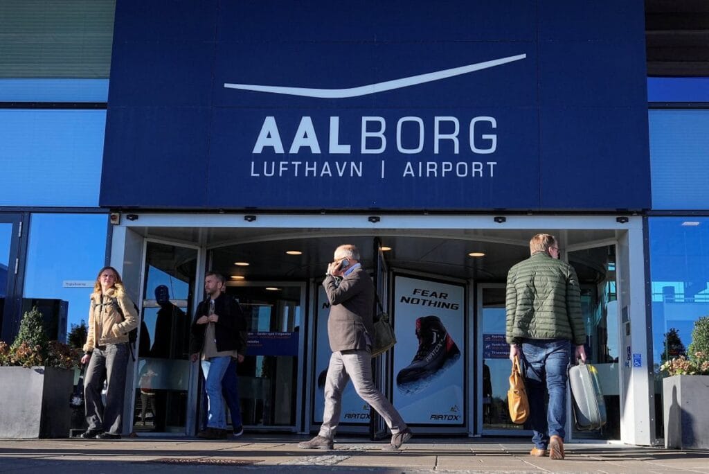 danimarka da bir baska olay dronlar aalborg havaalani uzerinde gorundu 13213