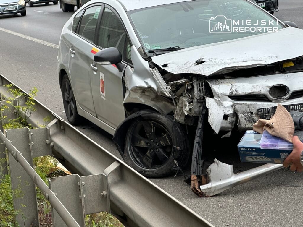 dk7 deki carpisma varsova dan cikisi ciddi sekilde engelledi 8266