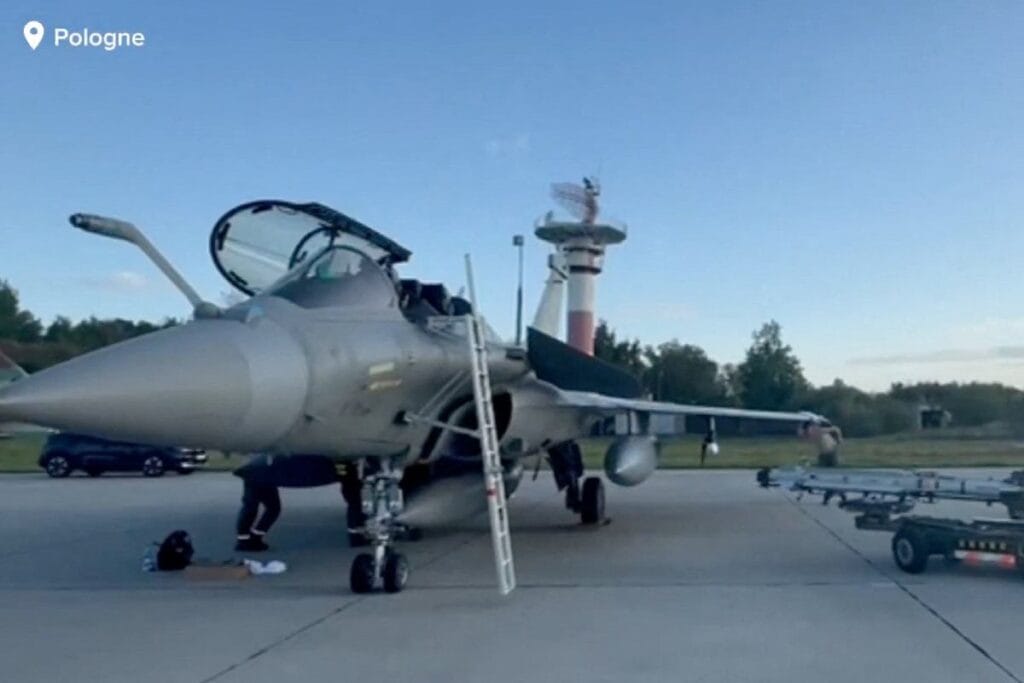 dogu polonya uzerinde rafale fransiz savas ucaklarinin ilk muharebe gorevinin arka plani ortaya cikti 11313