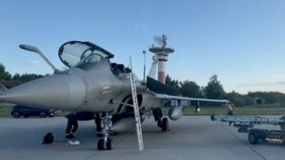 Dogu polonya uzerinde rafale fransiz savas ucaklarinin ilk muharebe gorevinin arka plani ortaya cikti 11313