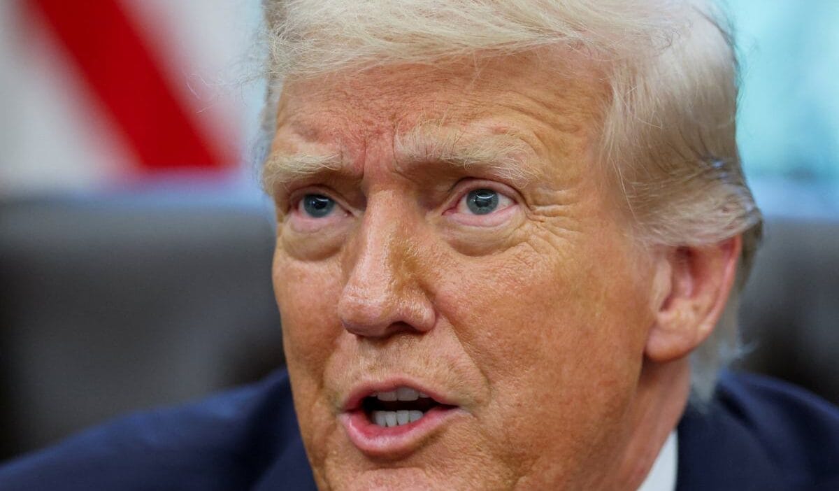 Donald trump dava actigini duyurdu 15 milyar dolar tazminat talep ediyor 11355