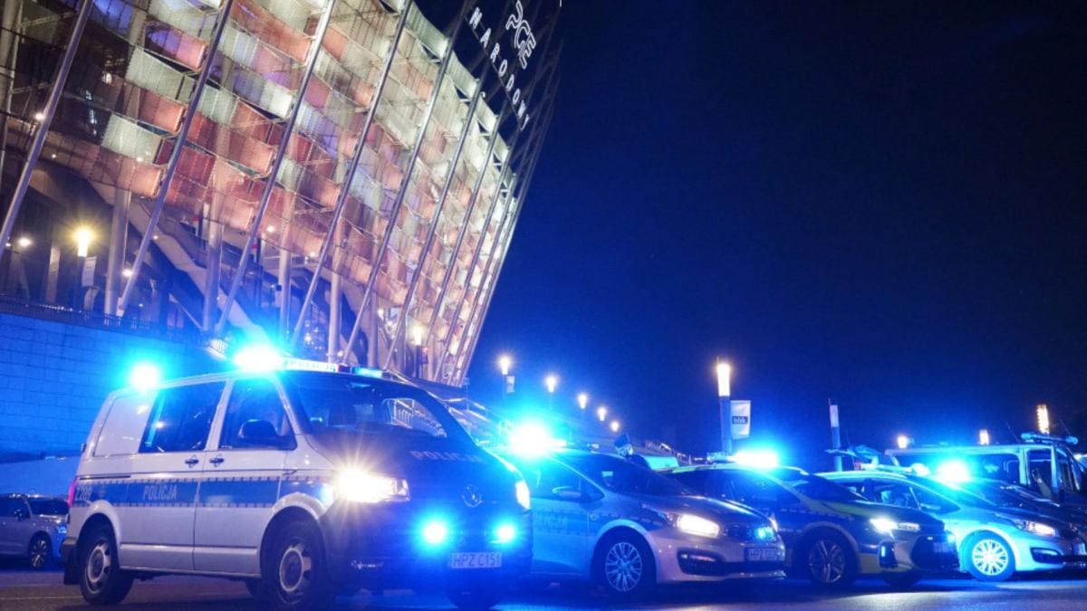 Donald tusk maks korz konserinin ardindan sinir disi edilecegini acikladi yabancilara ne oldugunu biliyoruz 11835