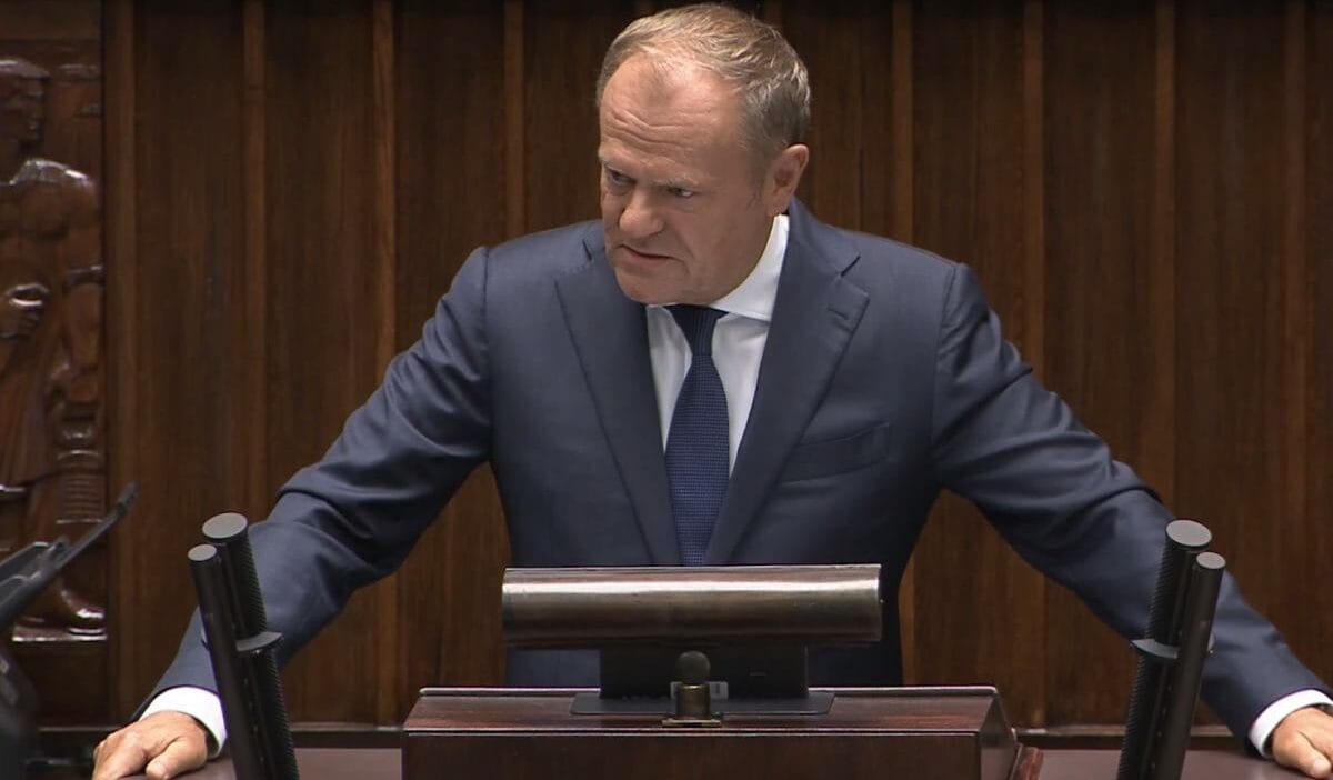 Donald tusk rus insansiz hava araci olayinin ayrintilari hakkinda operasyon butun gece surdu 10208