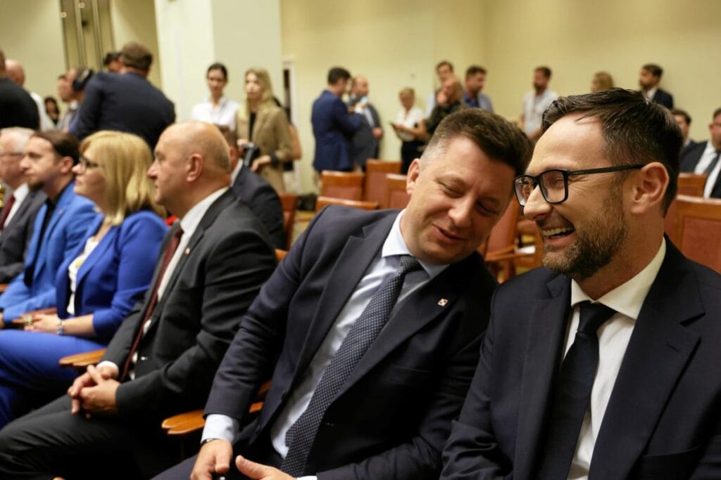 dworczyk ve obajtek in dokunulmazliklari avrupa parlamentosu komitesinin bir karari var 12628