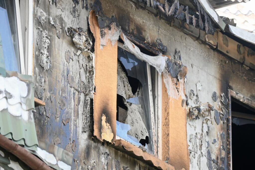 eski karisina ve ogluna kizmak istedi daireyi havaya ucurdu suclamalar var 8978