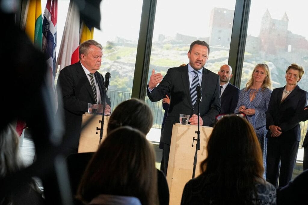 estonya nato nun 4 maddesini tetikledi sikorski rusya barisla ilgilenmedigini gosteriyor 12093