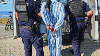 Evde uyuyan babasini yakti mahkeme karari var 12895